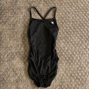 24 HOUR SALE: Black TYR suit